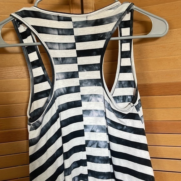 Living Doll swing tank size small - Picture 5 of 7